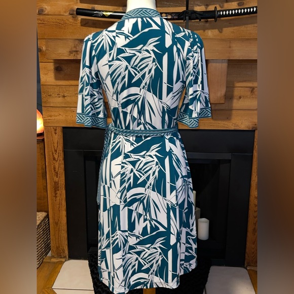 BCBG Max Azria Matte Jersey Wrap Dress - Picture 2 of 7